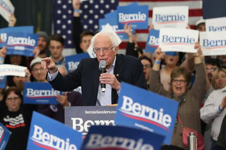 Bernie Sanders campaigning for Democrat nomination, 2016