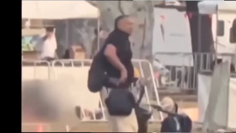 Bondi beach terror attack footage